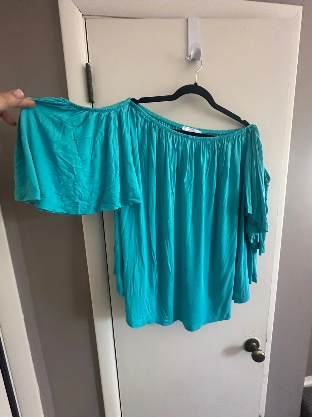 VENUS Off-Shoulder Tunic Top in Teal